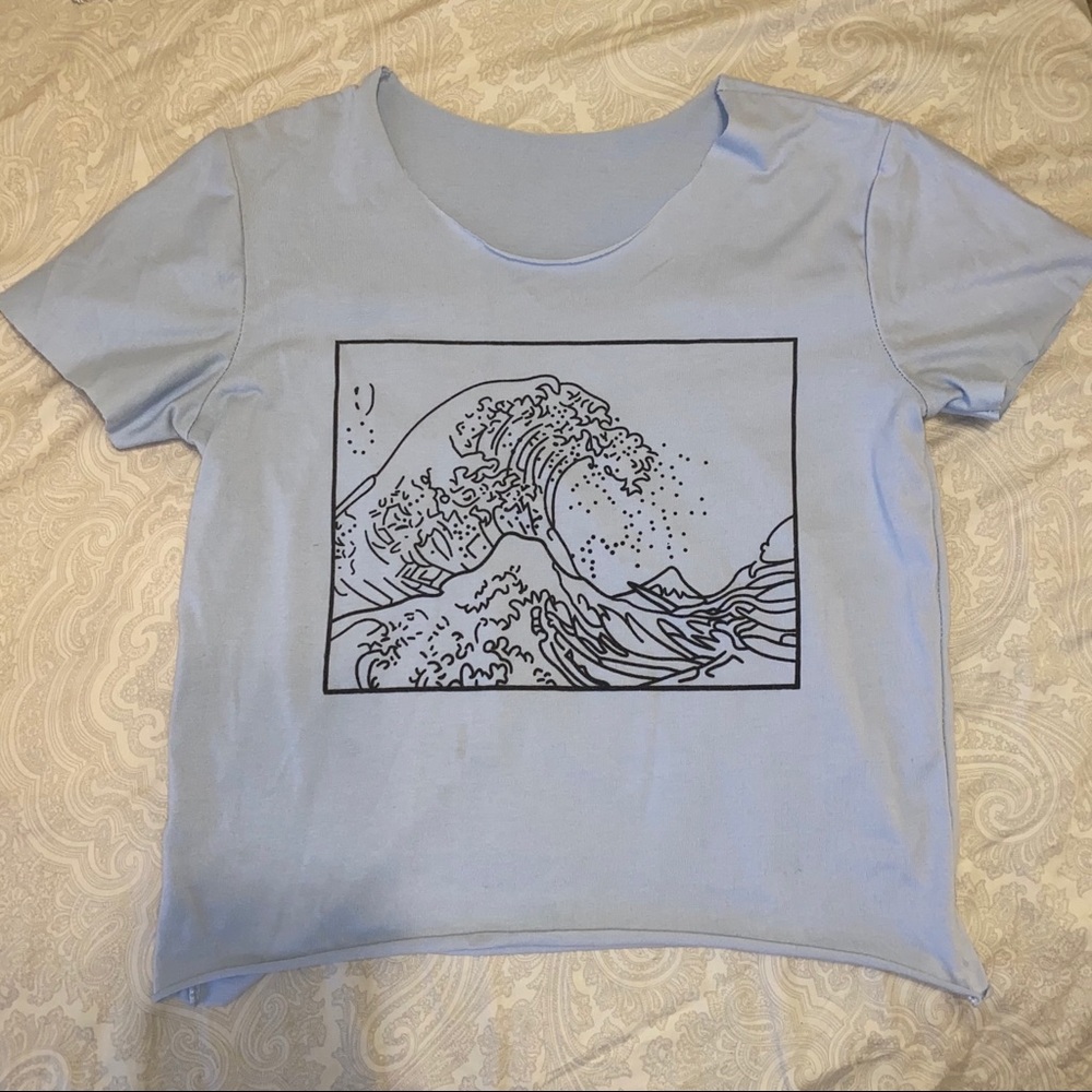 URBAN OUTFITTERS cropped tshirt